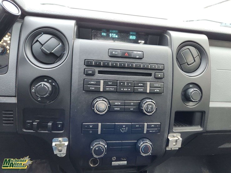 2014-ford-f150-image-25