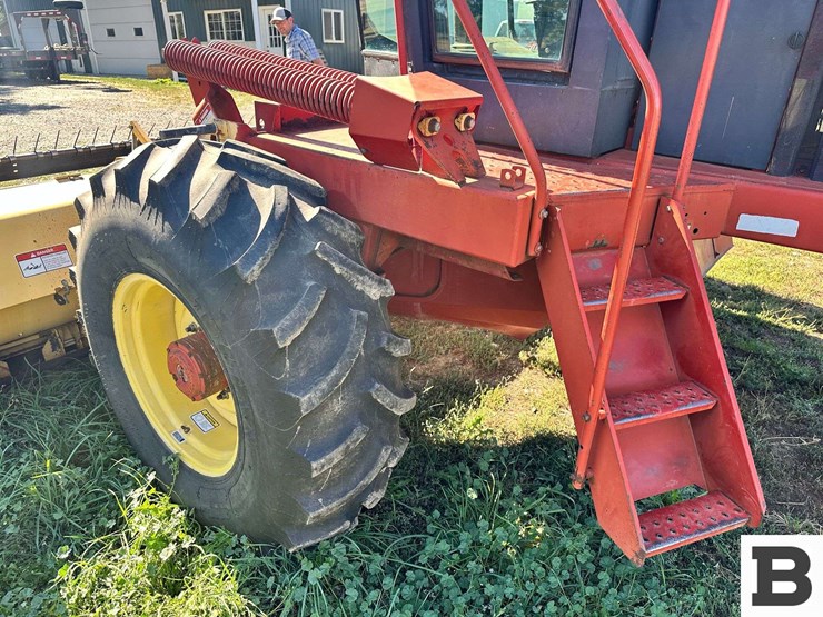 1995-new-holland-2550-image-35