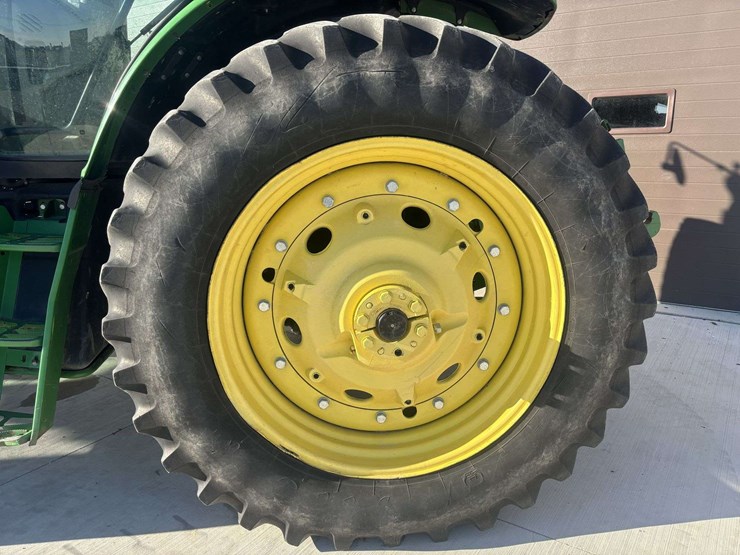john-deere-6150r-image-4