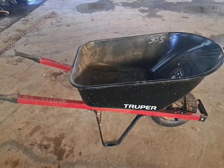 #305-•-truper-wheelbarrow-image-1