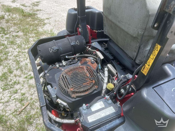 toro-zero-turn-lawn-mower-image-7