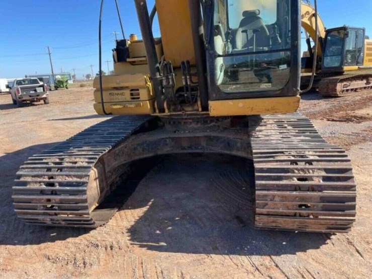 2008-caterpillar-320d-image-5