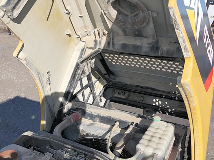 2014-caterpillar-972m-image-34