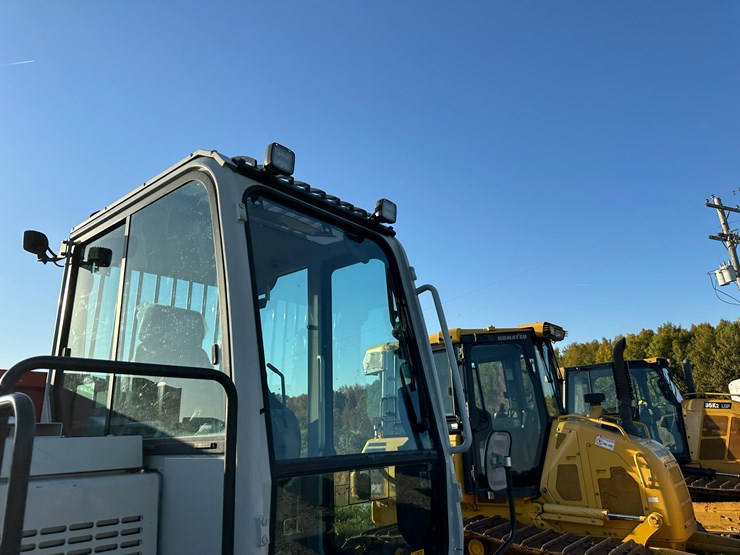 2020-takeuchi-tcr50-image-39