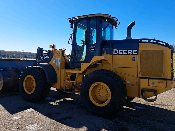 2018-deere-524k-image-3