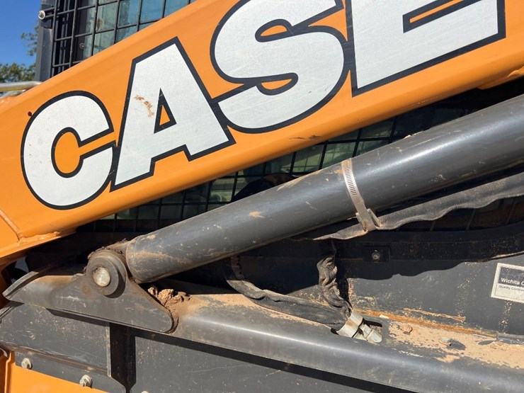 case-tv370b-image-24