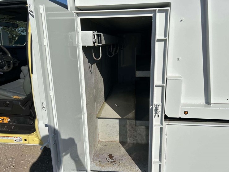 2012-ford-f550-image-20