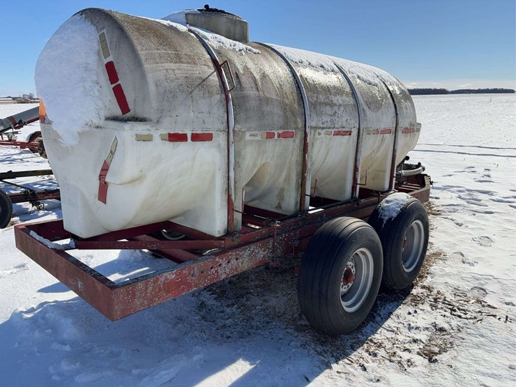1000-gallon-poly-fertilizer-tank-image-7