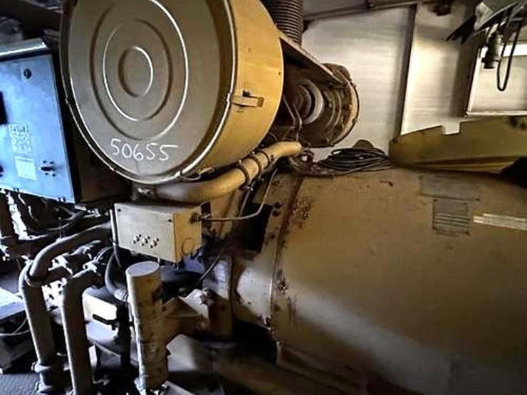 2001-caterpillar-3508-image-8