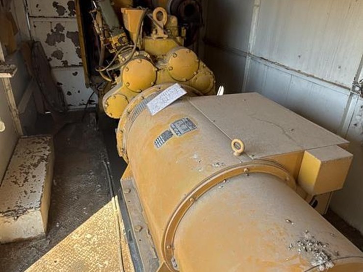 caterpillar-d353-image-5