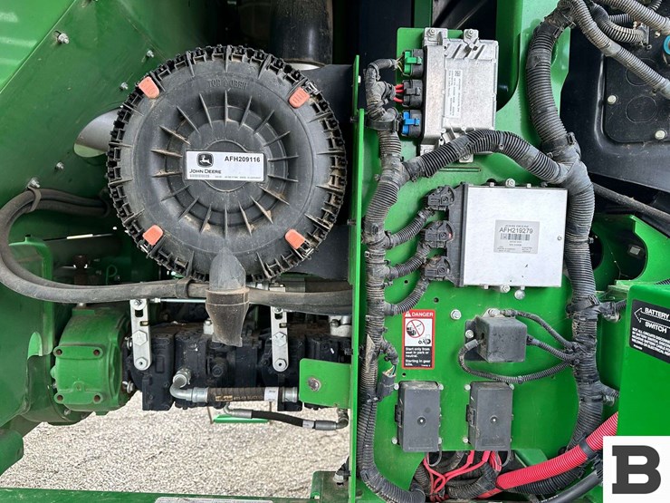 john-deere-w235r-image-65