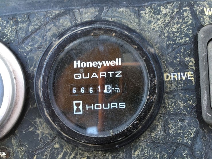 1998-deere-210le-image-5