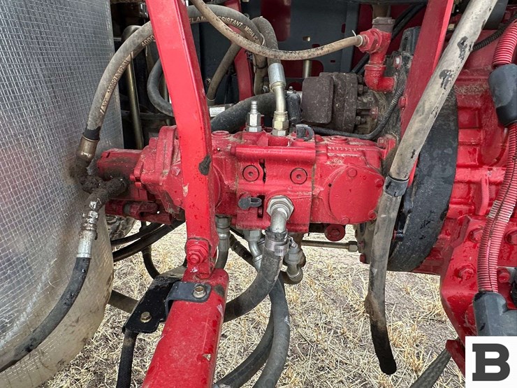 2009-new-holland-h8040-image-31