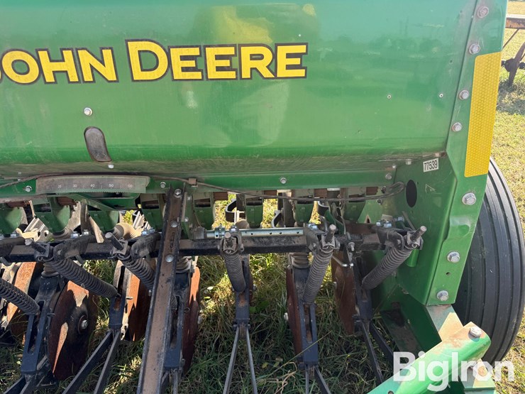 2016-john-deere-bd1113-image-15