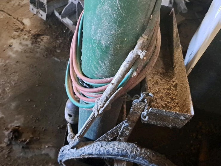 #301-•-torch-set-image-2