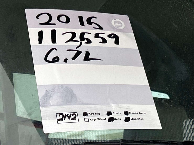 2015-freightliner-m2-106-image-27