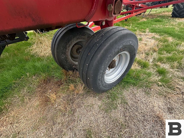 2012-case-800-image-46