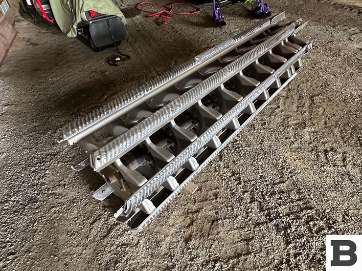 2008-gleaner-r75-image-87