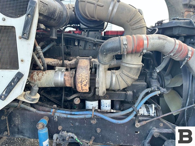 1999-kenworth-t800-image-10