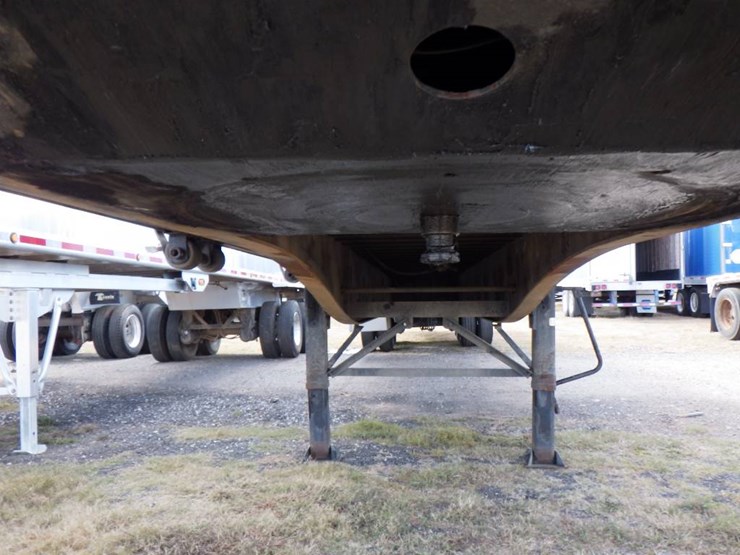 2015-utility-flatbed-image-3