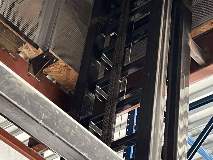 custom-industrial-products-freight-elevator---pullman,-wa-image-3