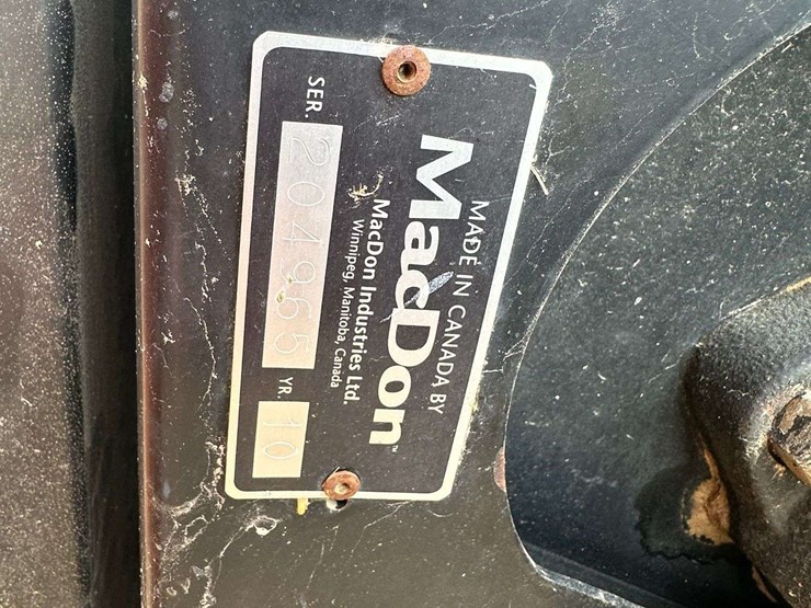 2010-mac-don-d50-image-6