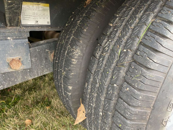 lamar-36’-gooseneck-trailer-image-21