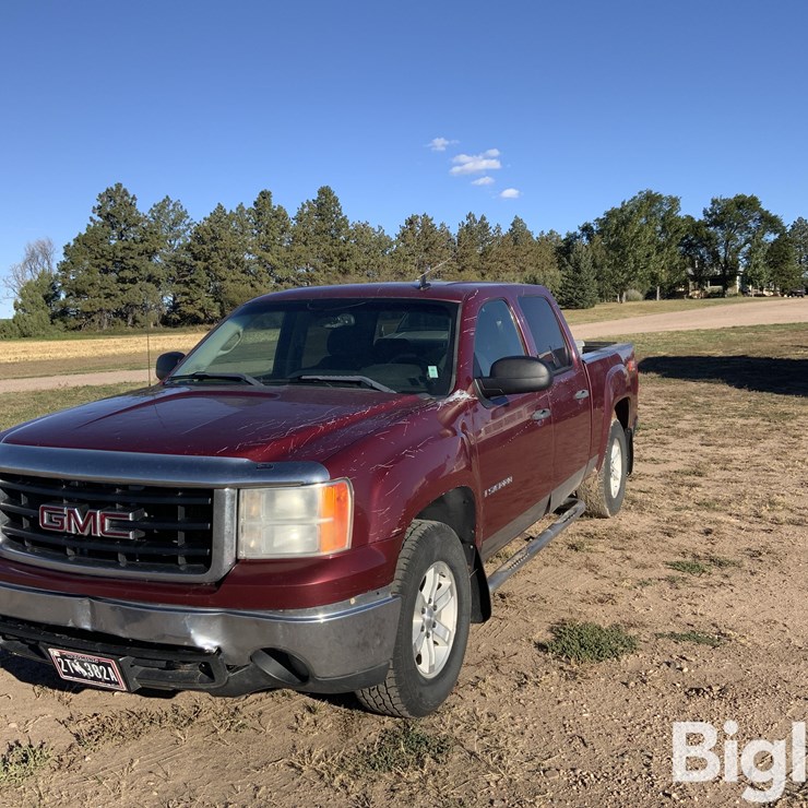 2008 GMC Sierra 4x4 Pickup