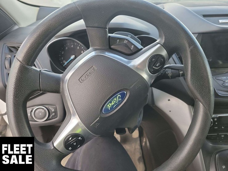 2016-ford-escape-image-14