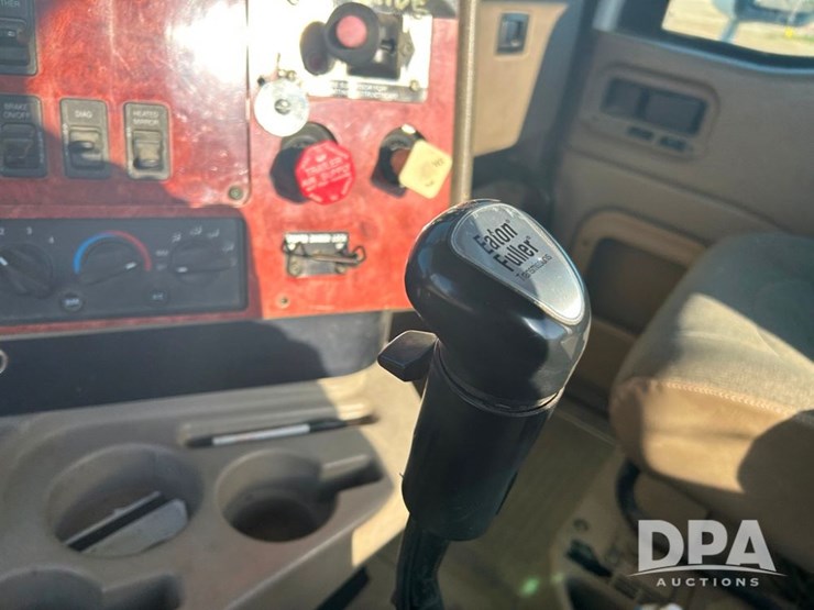 2004-international-9200i-image-50