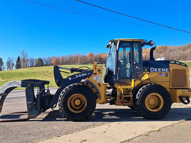 2018-deere-544k-image-2
