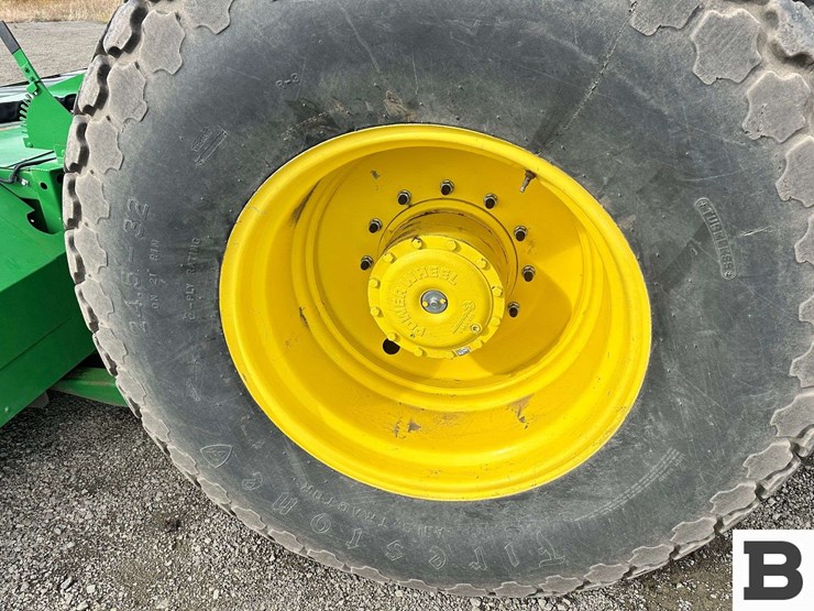 john-deere-w235r-image-34