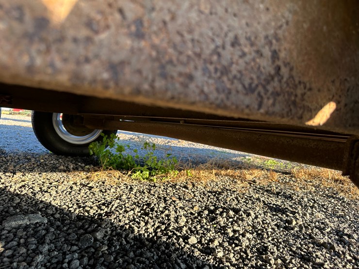 #32839-•-16'-t/a-enclosed-cargo-trailer-vin:-16hpb16244h122978-image-11