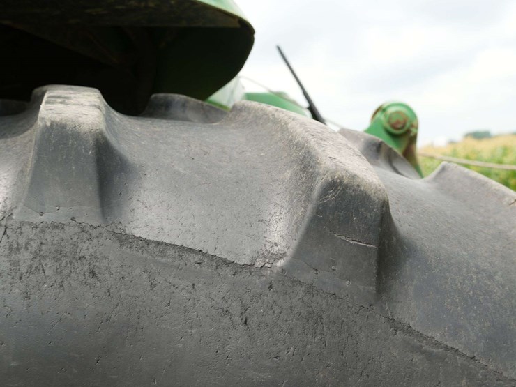 1994-john-deere-7200-image-31