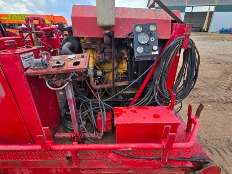 caterpillar-c4.4-image-11