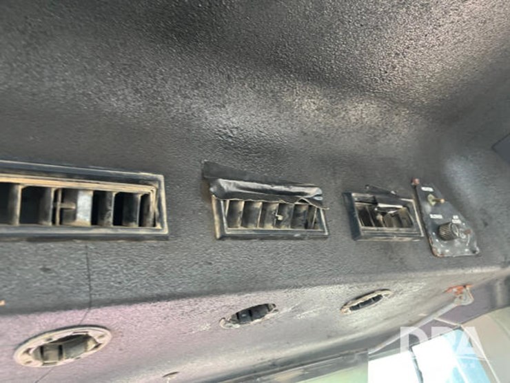 case-ih-646-image-71