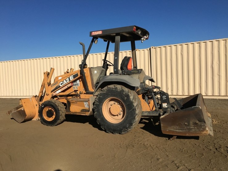 2008-case-570m-xt-image-4