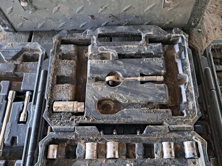 #106-•-socket-set-and-tools-image-6