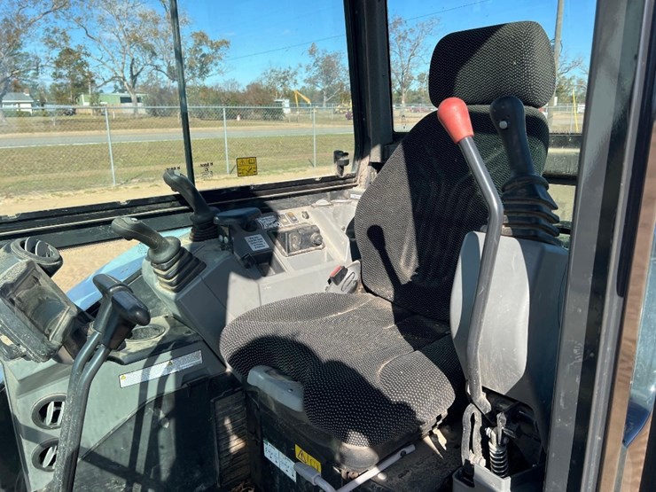 2024-bobcat-e60-image-33