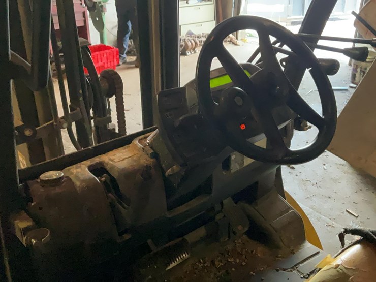 #222-•-yale-glp060vxeusf087-forklift*-image-12