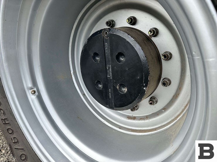 2008-massey-ferguson-8480-image-26