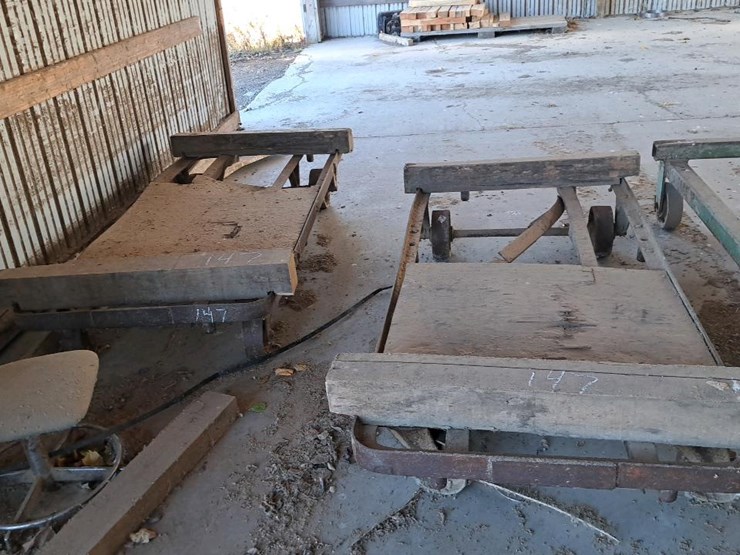#147-•-lumber-carts-image-1