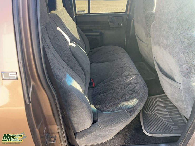 2002-chevrolet-s10-image-17