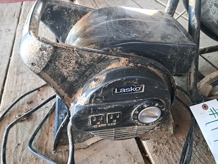 #114-•-2-electric-fans-image-4