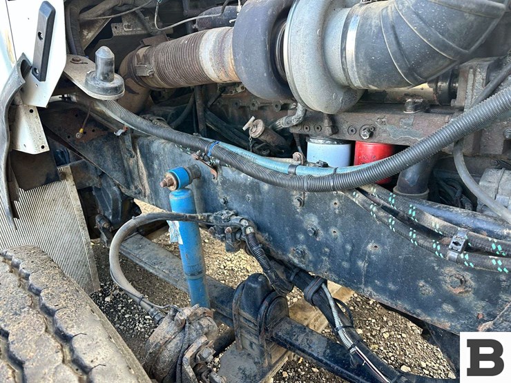 2000-kenworth-t800-image-15