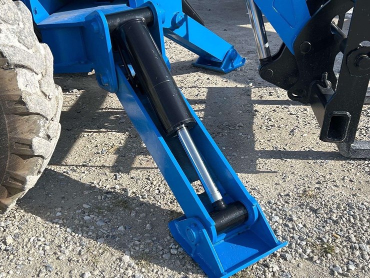 2013-genie-gth1056-image-10