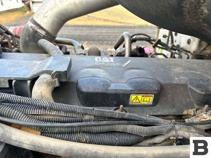 2008-peterbilt-386-image-22