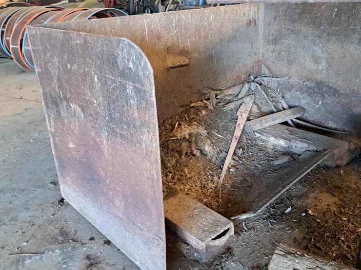 #259-•-sawdust-bucket-image-5