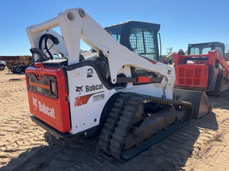 2021-bobcat-t870-image-4