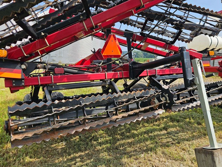 2013-j&m-tf212-image-6